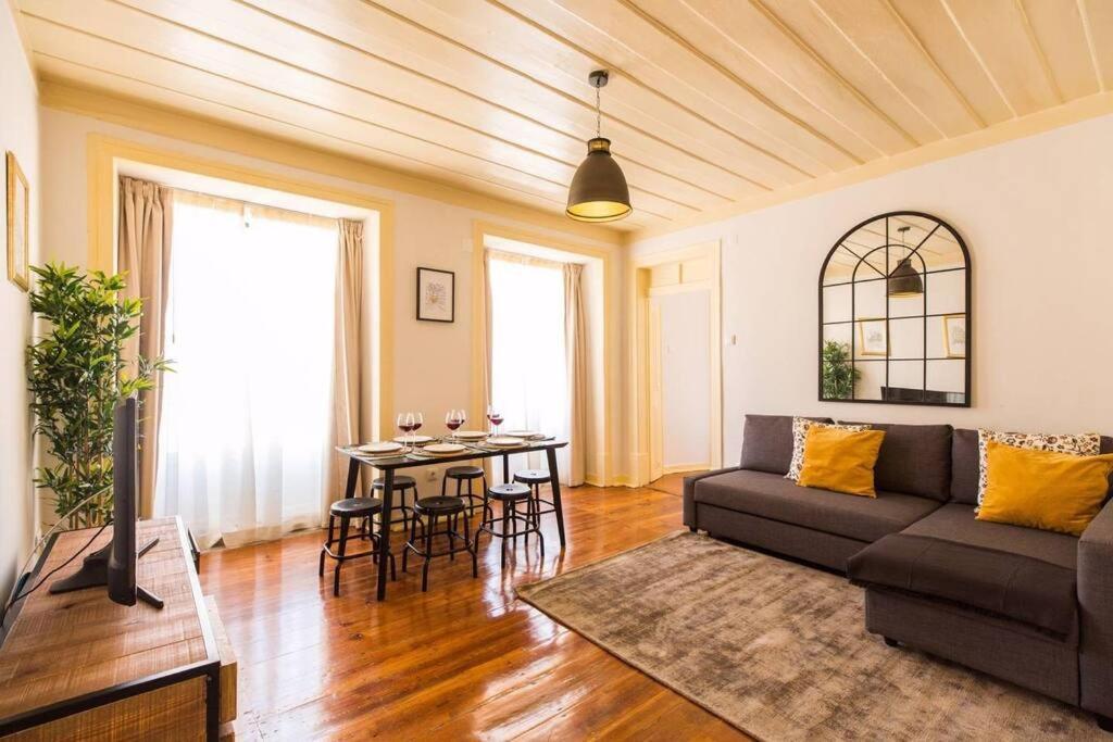 Apartament Ola Lisbon - Castelo IV Zewnętrze zdjęcie